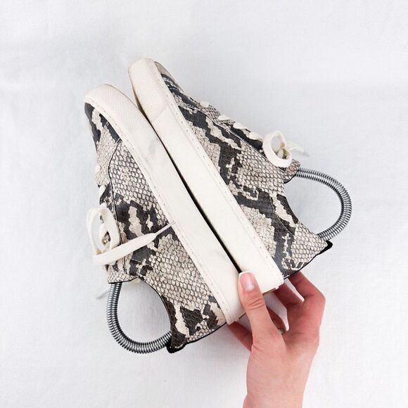 Dr. Scholl’s Women's Sneakers, Size 6M - Picture 10 of 15